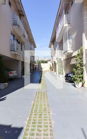 Casa de condomínio à venda com 110m², 2 quartos e 1 vagaÁrea comum
