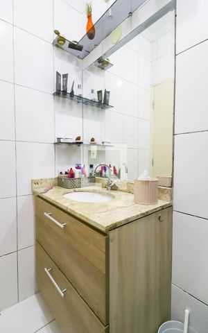 Casa de condomínio à venda com 110m², 2 quartos e 1 vagaBanheiro da Suíte 2