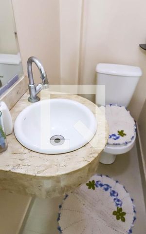 Casa de condomínio à venda com 110m², 2 quartos e 1 vagaLavabo