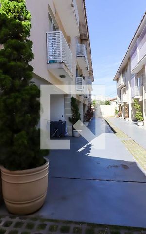 Casa de condomínio à venda com 110m², 2 quartos e 1 vagaÁrea comum