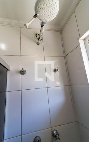 Casa de condomínio à venda com 110m², 2 quartos e 1 vagaBanheiro da Suíte 1