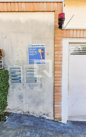 Casa de condomínio à venda com 110m², 2 quartos e 1 vagaFachada