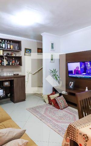 Casa de condomínio à venda com 110m², 2 quartos e 1 vagaSala