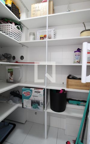 Apartamento para alugar com 88m², 2 quartos e 2 vagasÁrea de serviço - Armários 