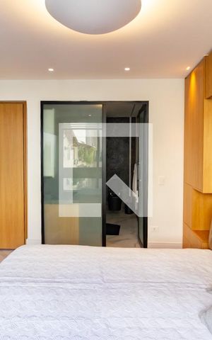 Apartamento à venda com 147m², 2 quartos e 2 vagasDetalhe da suíte 