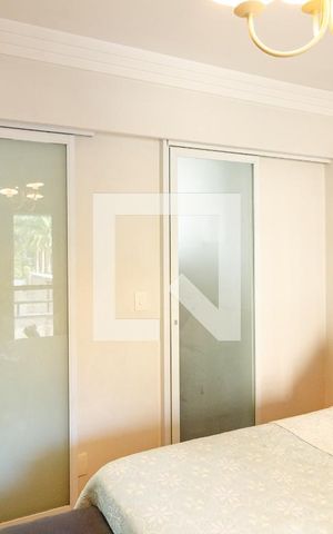 Apartamento à venda com 126m², 3 quartos e 2 vagas Apartamento à venda com 126m², 3 quartos e 2 vagasSuíte