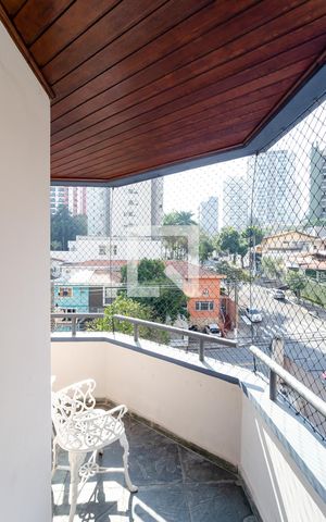 Apartamento à venda com 126m², 3 quartos e 2 vagas Apartamento à venda com 126m², 3 quartos e 2 vagasVaranda da Suíte