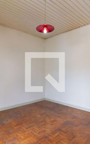 Casa à venda com 200m², 2 quartos e 1 vaga Casa à venda com 200m², 2 quartos e 1 vagaSuíte