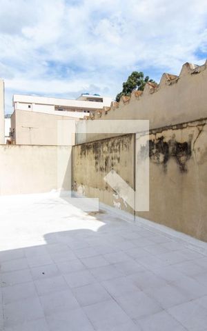 Casa à venda com 200m², 2 quartos e 1 vaga Casa à venda com 200m², 2 quartos e 1 vagaVaranda da Suíte