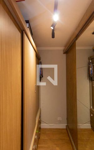 Casa à venda com 214m², 3 quartos e 2 vagas Casa à venda com 214m², 3 quartos e 2 vagasQuarto 1