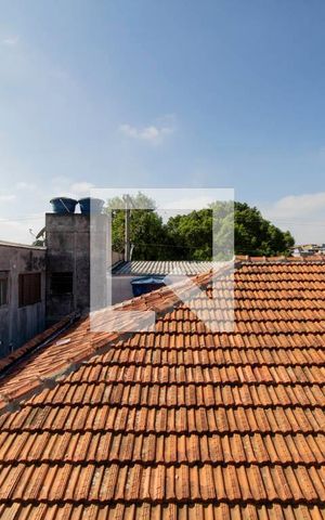 Casa à venda com 214m², 3 quartos e 2 vagas Casa à venda com 214m², 3 quartos e 2 vagasVista Área de Serviço