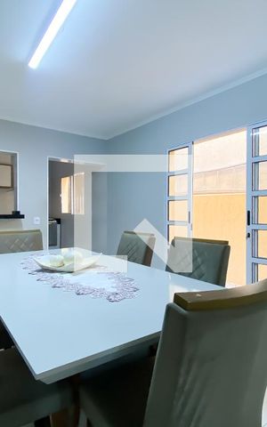 Casa à venda com 220m², 3 quartos e 3 vagas Casa à venda com 220m², 3 quartos e 3 vagasCozinha