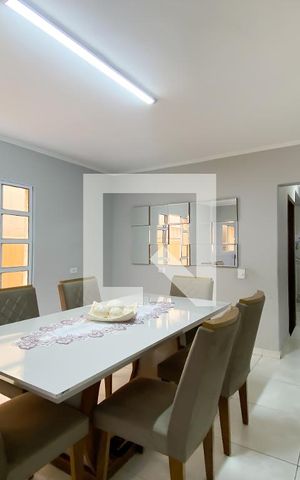 Casa à venda com 220m², 3 quartos e 3 vagas Casa à venda com 220m², 3 quartos e 3 vagasCozinha