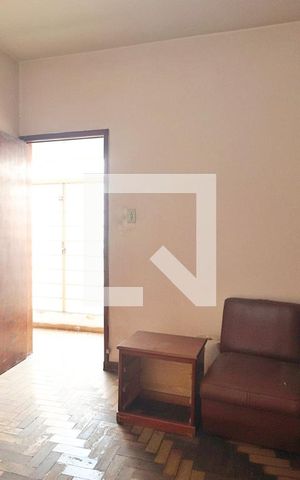 Casa à venda com 180m², 3 quartos e 8 vagasQuarto 1