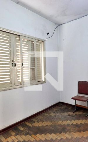 Casa à venda com 180m², 3 quartos e 8 vagasQuarto 3