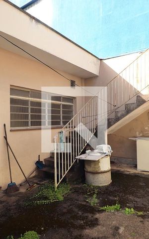 Casa à venda com 180m², 3 quartos e 8 vagasÁrea de Serviço