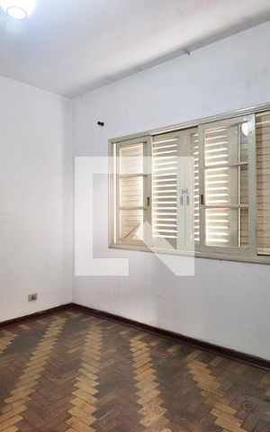 Casa à venda com 180m², 3 quartos e 8 vagasQuarto 3