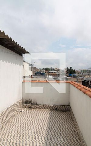Casa à venda com 130m², 4 quartos e 1 vagaÁrea de Serviço