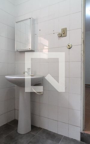 Casa à venda com 130m², 4 quartos e 1 vagaBanheiro do Quarto 3- Suíte