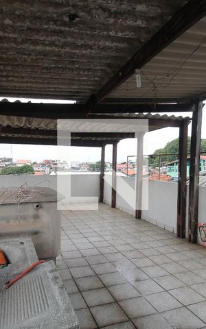 Casa à venda com 130m², 4 quartos e 1 vagaÁrea de Serviço