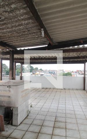 Casa à venda com 130m², 4 quartos e 1 vagaÁrea de Serviço