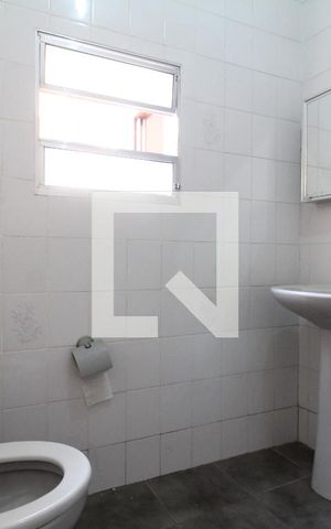 Casa à venda com 130m², 4 quartos e 1 vagaBanheiro do Quarto 3- Suíte