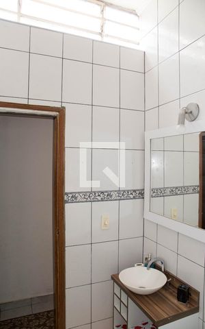 Casa à venda com 100m², 3 quartos e 1 vagaBanheiro 
