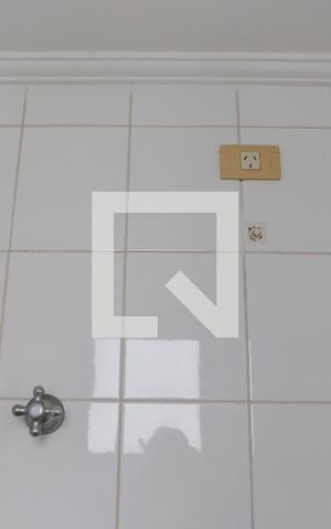 Apartamento para alugar com 118m², 2 quartos e 1 vaga Apartamento para alugar com 118m², 2 quartos e 1 vagaBanheiro