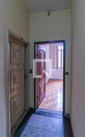 Apartamento à venda com 64m², 2 quartos e sem vaga Apartamento à venda com 64m², 2 quartos e sem vagaÁrea comum - Entrada do imóvel