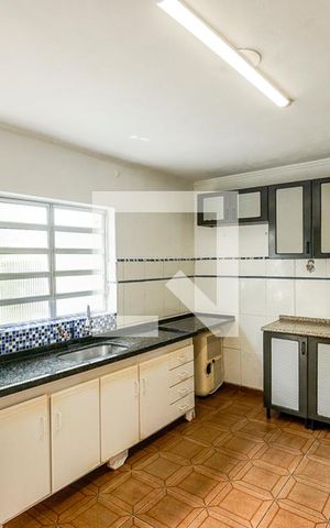 Casa de condomínio para alugar com 100m², 2 quartos e sem vaga Casa de condomínio para alugar com 100m², 2 quartos e sem vagaCozinha