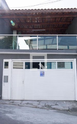 Casa à venda com 125m², 3 quartos e 1 vagaFachada