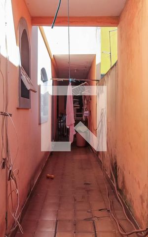 Casa à venda com 150m², 3 quartos e 2 vagas Casa à venda com 150m², 3 quartos e 2 vagasCorredor Externo