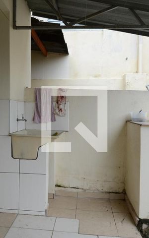 Casa à venda com 130m², 3 quartos e 4 vagasEdícula - Área de serviço 