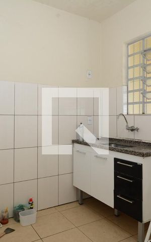 Casa à venda com 130m², 3 quartos e 4 vagasEdícula - Cozinha 
