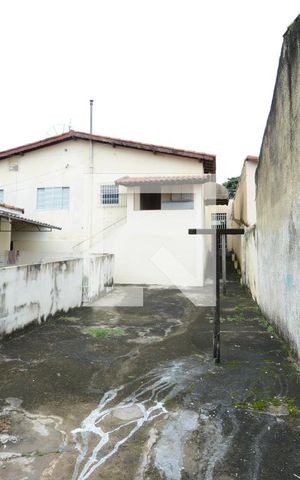 Casa à venda com 130m², 3 quartos e 4 vagasQuintal