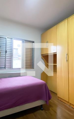 Casa à venda com 168m², 3 quartos e 3 vagas Casa à venda com 168m², 3 quartos e 3 vagasQuarto 2