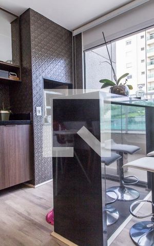 Apartamento à venda com 198m², 3 quartos e 2 vagas Apartamento à venda com 198m², 3 quartos e 2 vagasVaranda gourmet