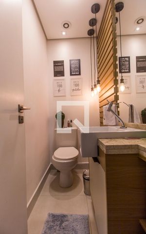 Apartamento à venda com 198m², 3 quartos e 2 vagas Apartamento à venda com 198m², 3 quartos e 2 vagasLavabo