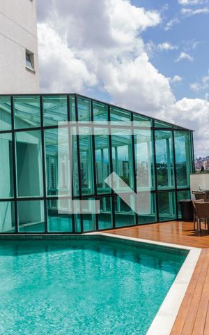 Apartamento à venda com 198m², 3 quartos e 2 vagas Apartamento à venda com 198m², 3 quartos e 2 vagasPiscina