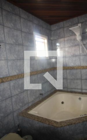 Casa para alugar com 192m², 3 quartos e 2 vagasBanheiro da Suíte