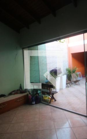 Casa para alugar com 192m², 3 quartos e 2 vagasChurrasqueira