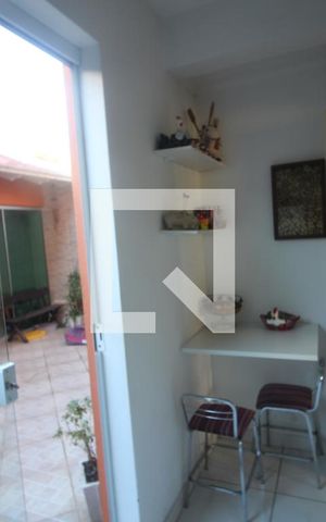 Casa para alugar com 192m², 3 quartos e 2 vagasCozinha