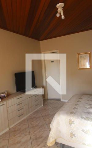 Casa para alugar com 192m², 3 quartos e 2 vagasQuarto Suíte