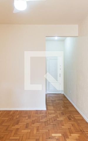 Apartamento para alugar com 87m², 3 quartos e 1 vagaSala