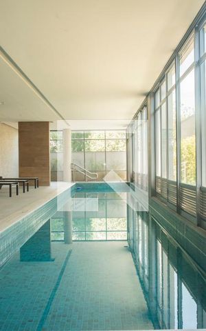 Apartamento para alugar com 138m², 3 quartos e 2 vagasÁrea comum - Piscina coberta