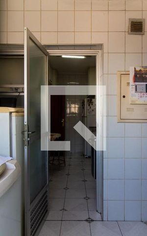 Apartamento à venda com 107m², 3 quartos e 2 vagas Apartamento à venda com 107m², 3 quartos e 2 vagasÁrea de Serviço