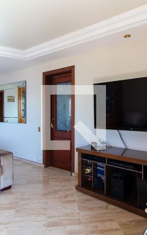 Apartamento à venda com 107m², 3 quartos e 2 vagas Apartamento à venda com 107m², 3 quartos e 2 vagasSala
