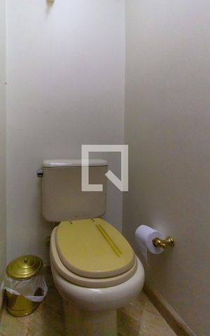 Apartamento à venda com 107m², 3 quartos e 2 vagas Apartamento à venda com 107m², 3 quartos e 2 vagasBanheiro