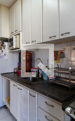 Apartamento à venda com 107m², 3 quartos e 2 vagas Apartamento à venda com 107m², 3 quartos e 2 vagasCozinha