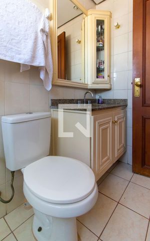 Apartamento à venda com 107m², 3 quartos e 2 vagas Apartamento à venda com 107m², 3 quartos e 2 vagasBanheiro